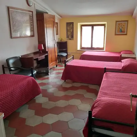 2000 Hostel Řím