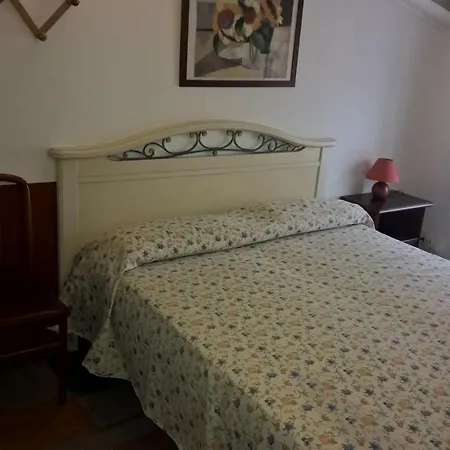 2000 Hostel *